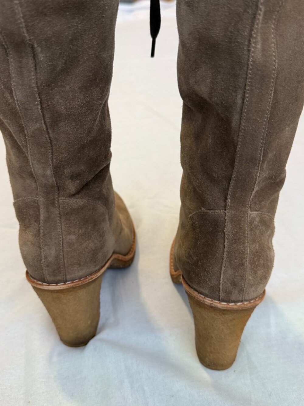 UGG Sofia Tall Lace Up Boots Brown Suede Shearling Heels Womens US 7 - Picture 6 of 13